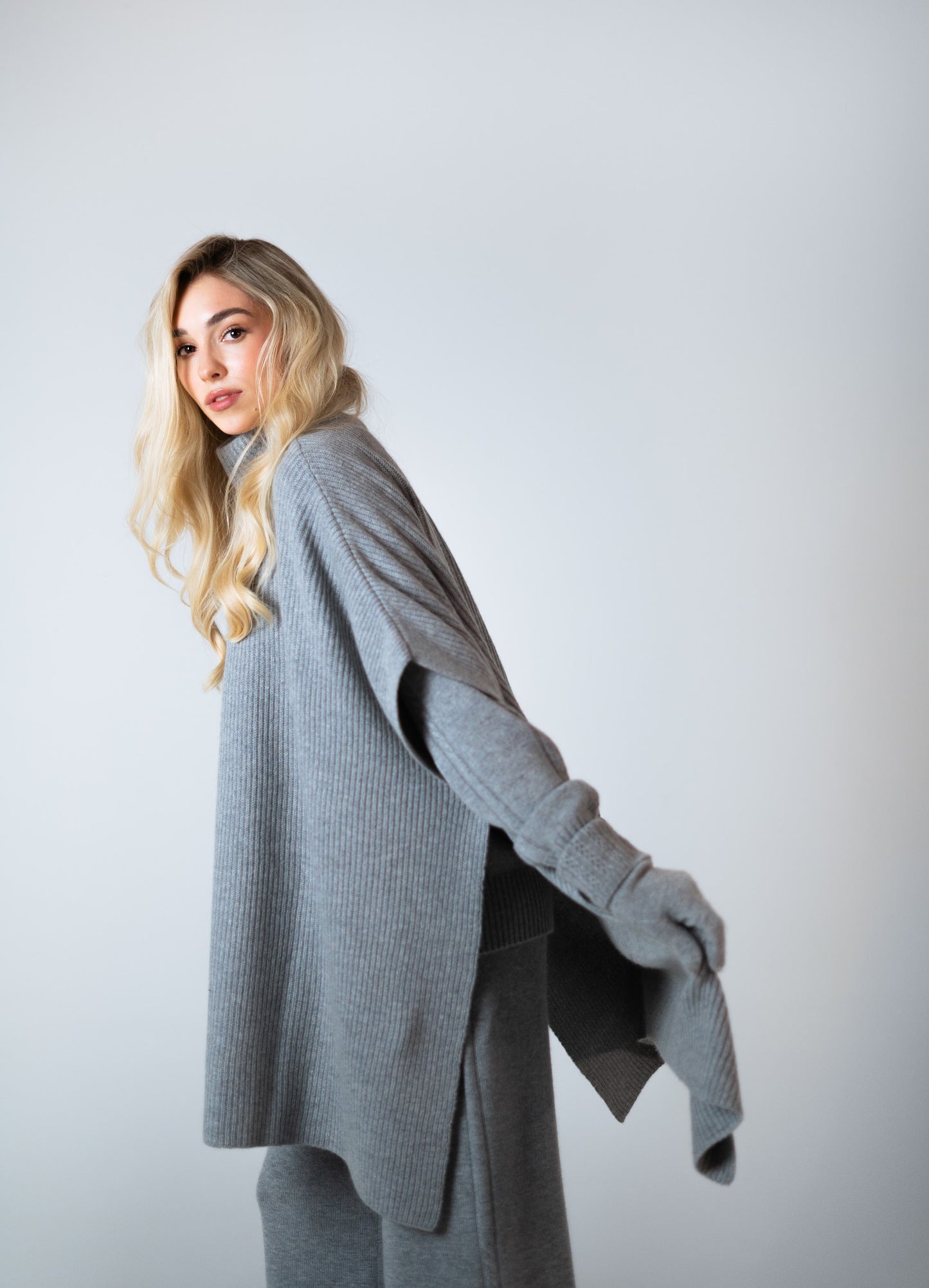 100% Pure Cashmere High Neck Poncho