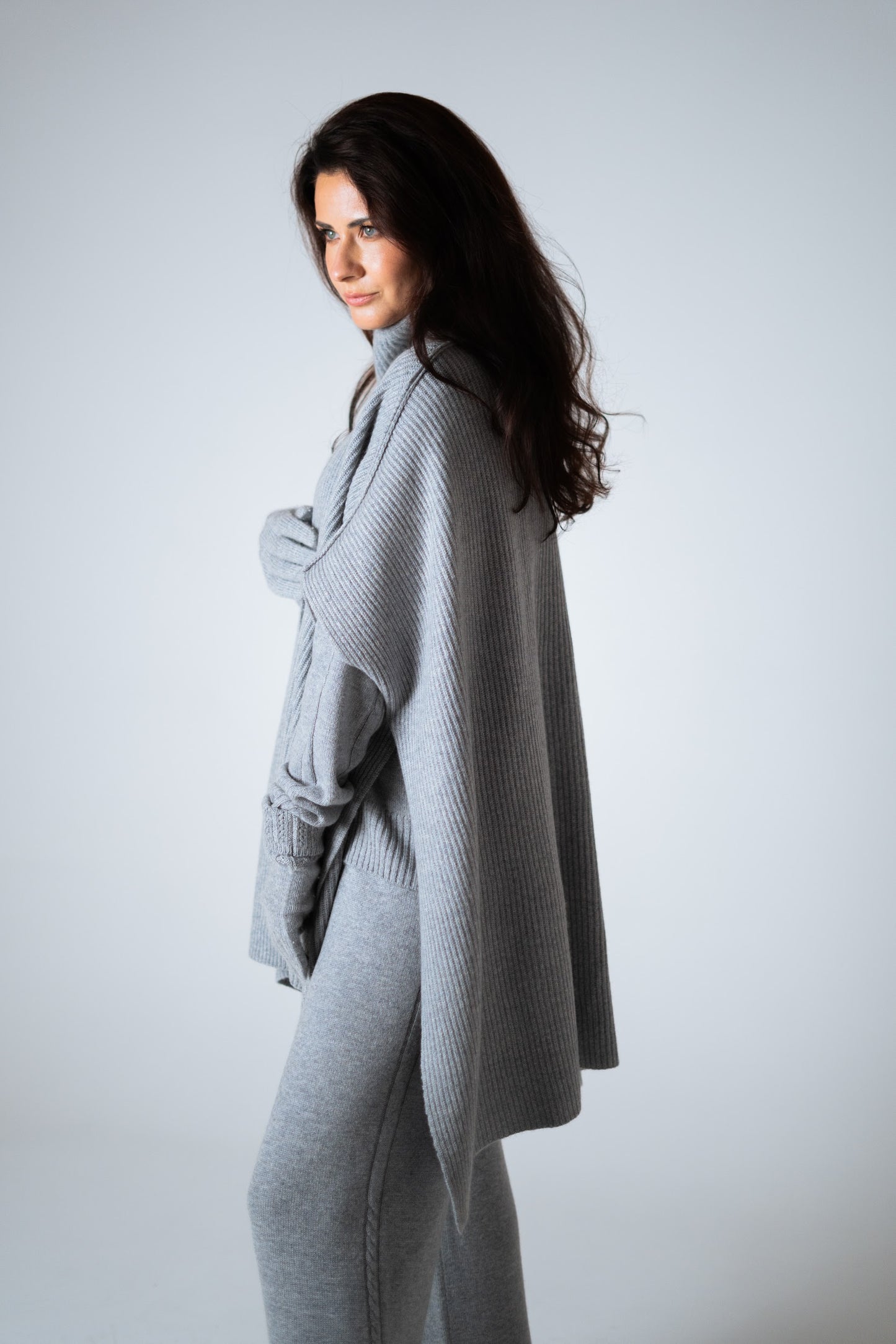 100% Pure Cashmere High Neck Poncho